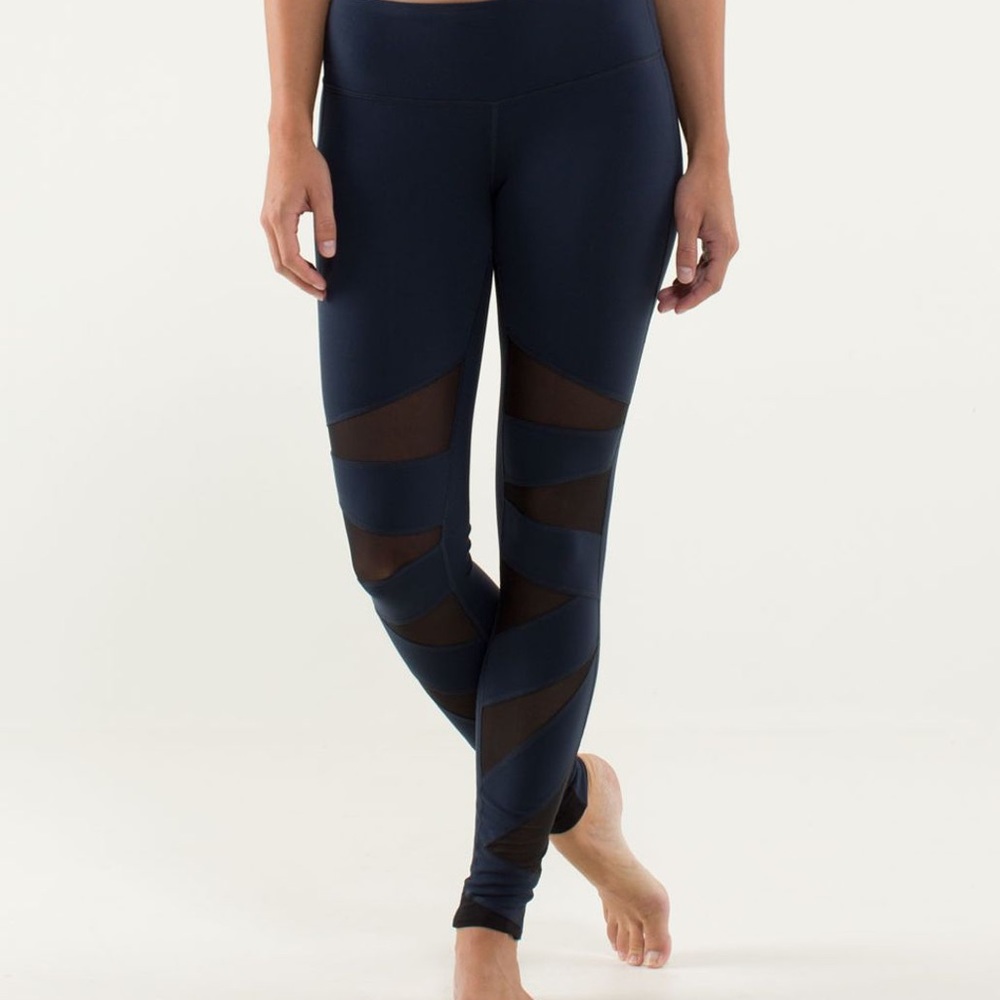 Lululemon mesh inkwell tights size 4